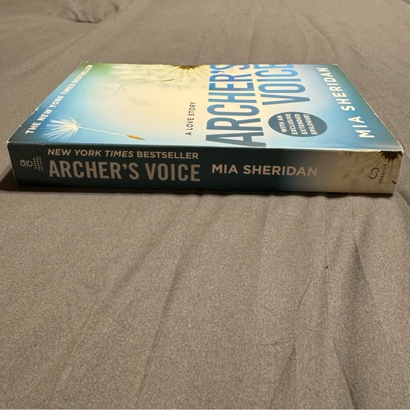 Archer’s Voice by Mia Sheridan Love Story Book BookTok - Picture 6 of 6